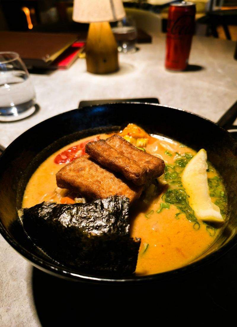 こだわりのスープづくり、その日の一杯ができるまで